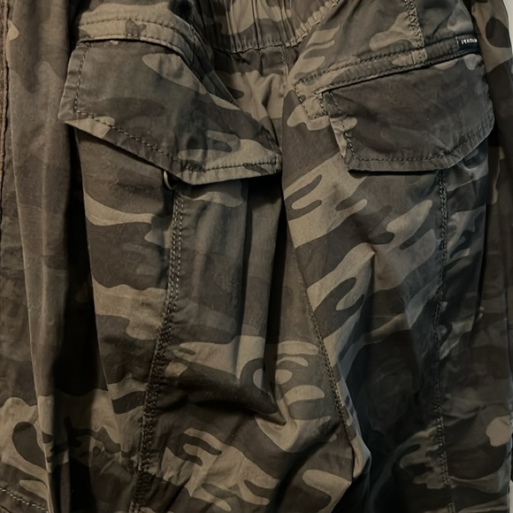 Sanctuary Social Standard Ladies Scout Poplin Cargo Pant with matching Tee - Picture 7 of 11